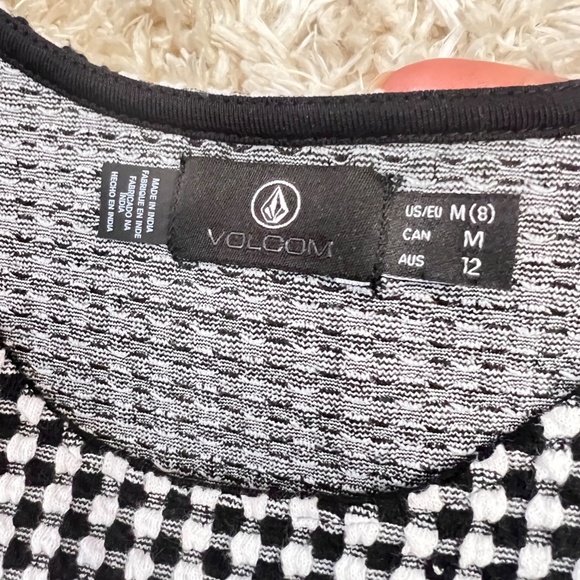 Volcom Coco Black and White Check Textured Knit Dress Size M Reg. $62 - Picture 13 of 13